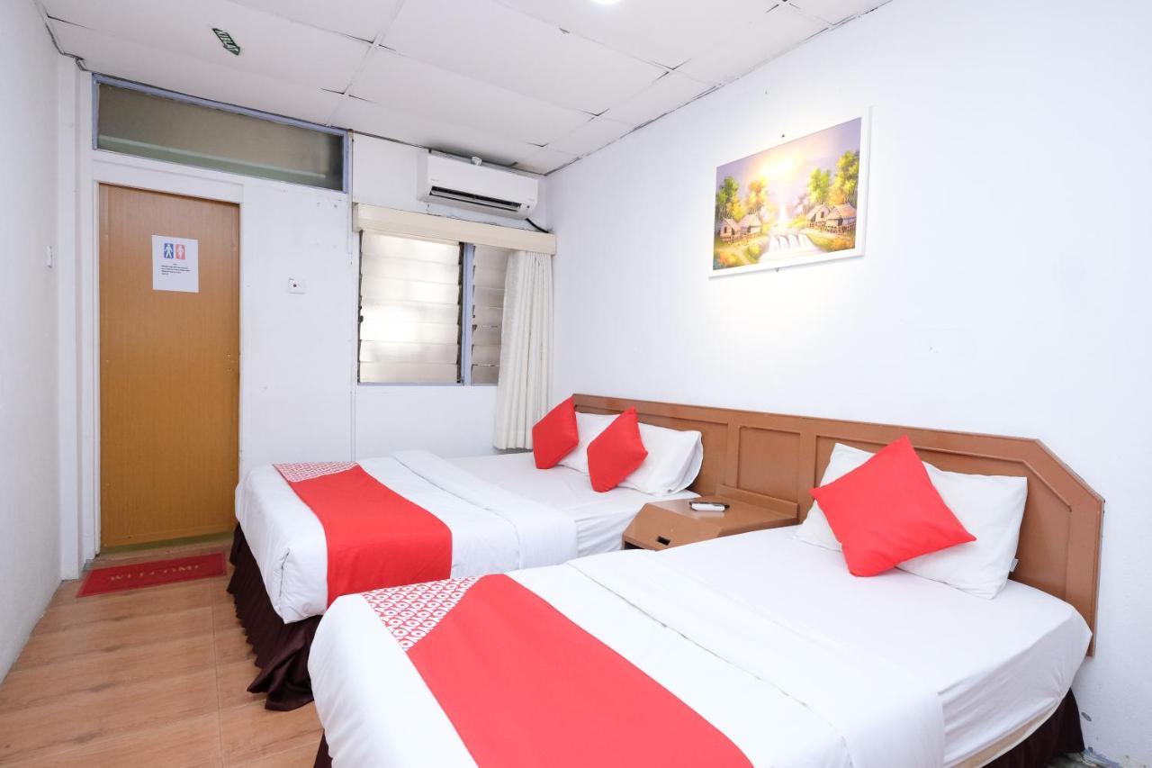 Oyo 715 Mr J Hotel Kota Bharu Exterior photo