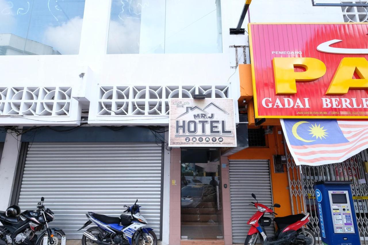 Oyo 715 Mr J Hotel Kota Bharu Exterior photo